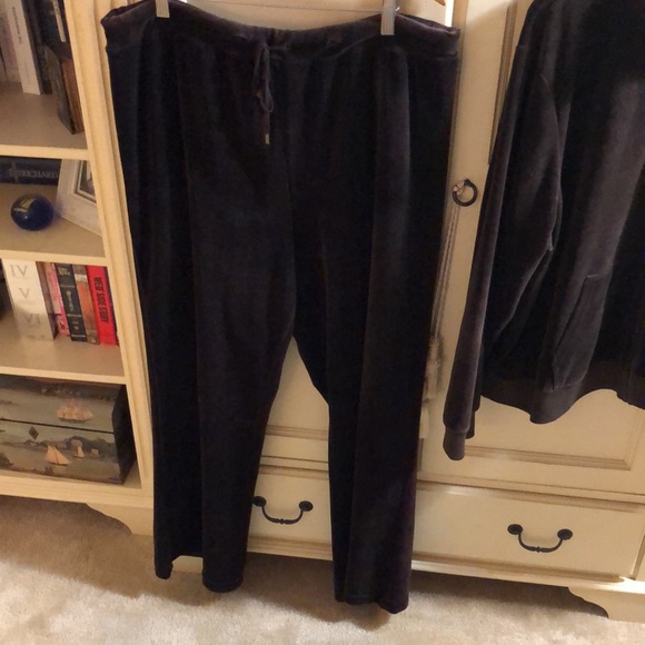 Ralph Lauren Velour Tracksuit - Picture 3 of 13